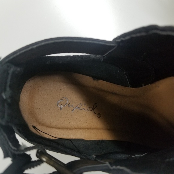 Black Vegan Suede Ankle Booties size 6 - Picture 4 of 6